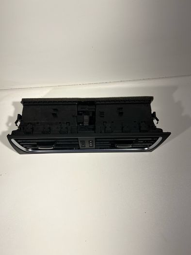 Audi A4 B8 Dashboard Air Vent Grill 2008 8t2820951b