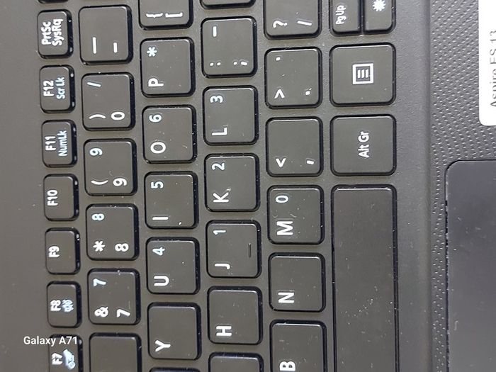 ACER Aspire ES 13 Model ES1-331-C7Z3. 4GB Ram, 32GB HDD, Windows 8, Intel Celeron CPU N3050, 1.6GHz. Chrome, VLC, etc