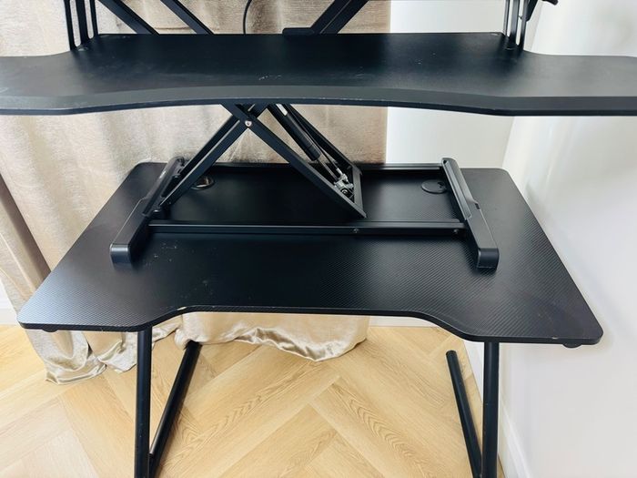 Table & Manual Height Adjustable Standing Desk