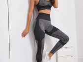 gym set / black and grey