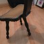 Tripod  chair Image 2