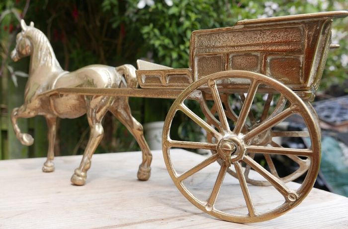 Horse Pulling a Carriage - Sculpture - figurine - statue - Vintage Solid Brass