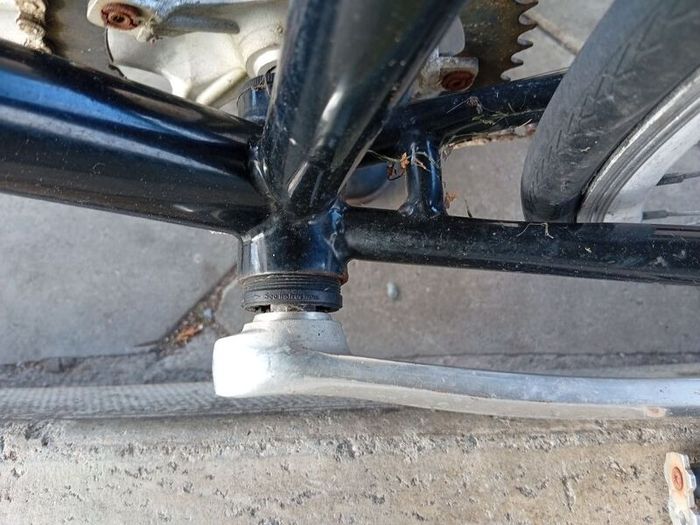 Single or fixie bike, need some parts.