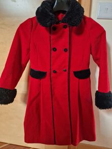 Elegant red Coat 7-8yrs