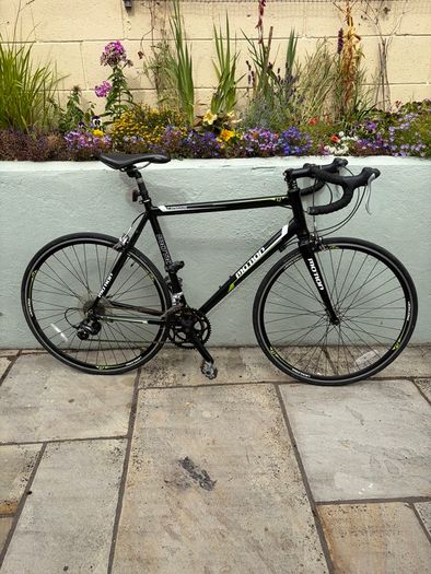 Motion Typhoon Road Bike