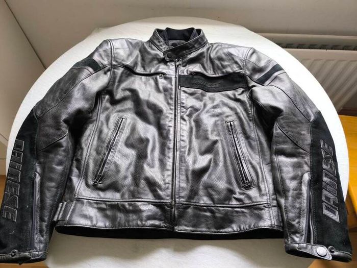 Dainese Stripes Evo C2 Motorbike Leather Jacket Size 56/xxl