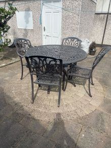 Garden Table & Chairs
