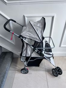 Dog pram