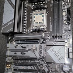 Gigabyte B650 Eagle AX + Ryzen 7 7700 CPU