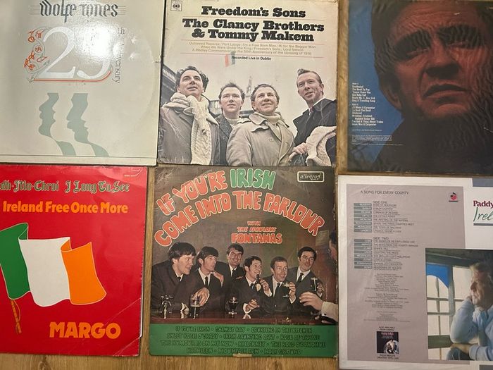 24 vintage Irish folk & country vinyl LPs- wolf tones, Dubliners etc