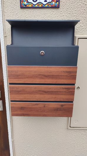 Mailbox made of Galvanized Steel