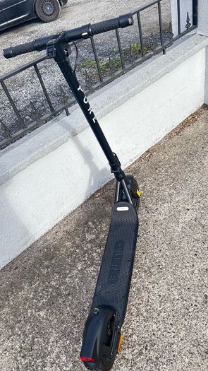 RE Air3 Electric Scooter