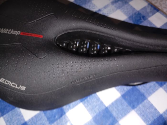 medicus mountain bike saddle