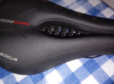 mountain bike saddle