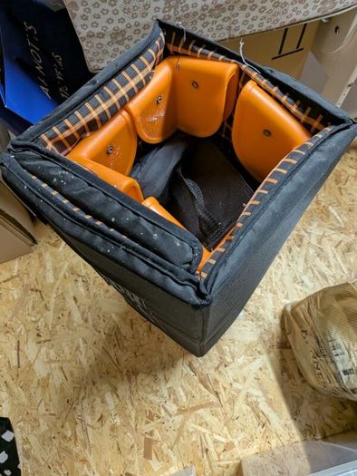 travel cot