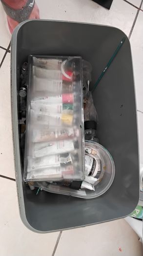Art supplies and art table chair canvas paint brushs