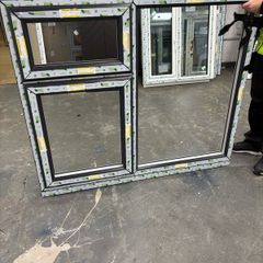 3 Anthracite grey on White windows