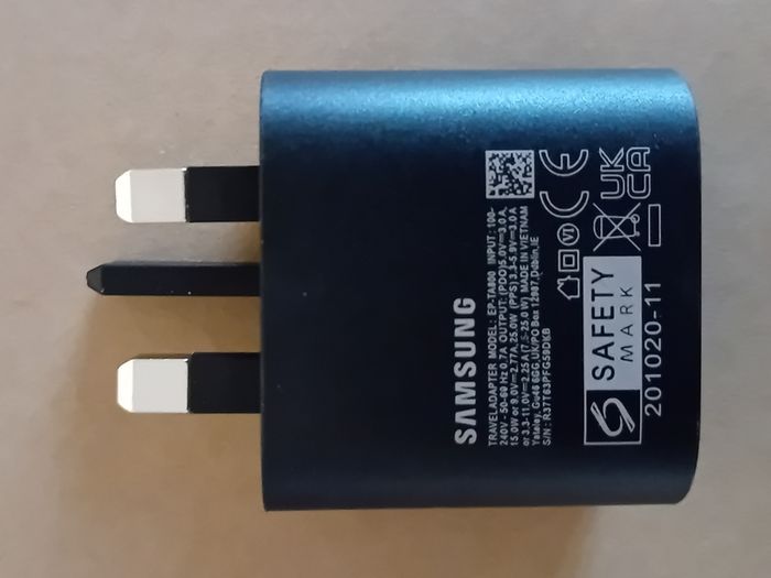 New Samsung Super fast charger 25W Plug and C type cable
