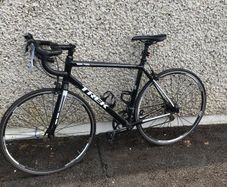 Road bicycle