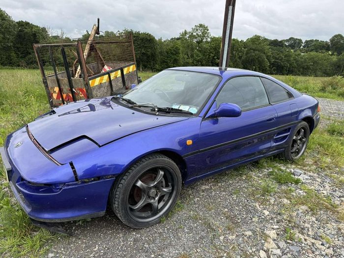 Breaking 1990 Toyota Mr 2 2.0 Automatic  Only Engine Gerboxleft