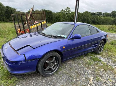 Breaking 1990 Toyota Mr 2 2.0 Automatic  Only Engine Gerboxleft