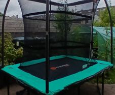 Thorpe trampoline 8ft x 6ft