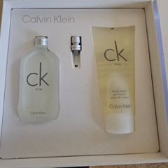 Calvin Klein Set BNWT