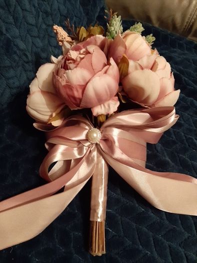 Bridesmaid bouquet