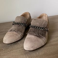 Ladies taupe suede shoes