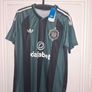 New Celtic Fc Jersey Xl Image 2