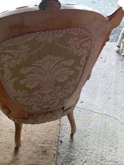 Antique ladies chair