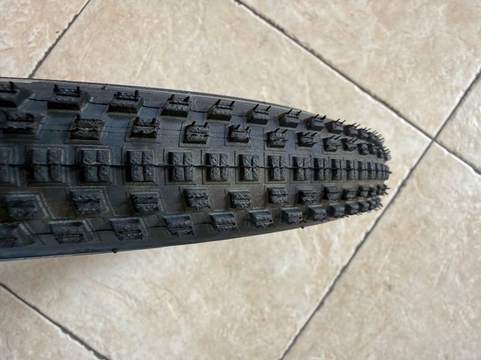 Woom 3 16 inch New Tyre
