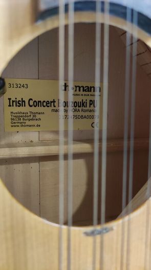 Irish Bouzouki with pickup +2 sets of bouzouki strings