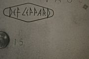 Def Leppard - Vault. Greatest Hits.