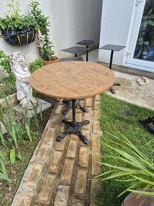 Pub, restaurant table, garden bar, cast iron home, table, Victorian cast iron table legs, bistro set, oak home garden.