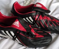 Adidas predator Astro turf trainers
