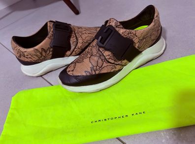 Christopher Kane Lace Pattern Sneakers in Beige Leather Brown