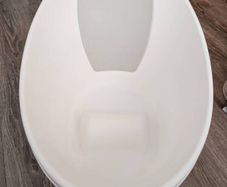 Shnuggle bath