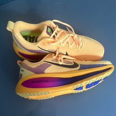 Nike Vomero 18 UK11.5