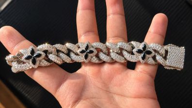Iced Out Cuban Link Clover Bracelet 8 Inch