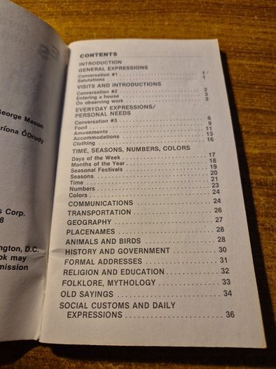 Vintage Irish Gaeilge Phrase Dictionary and Study Guide Language 30