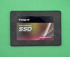 Integral PSERIES 2.5inch SataSSD 240GB
