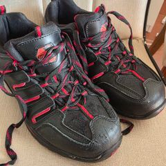 Safety boots UK 8