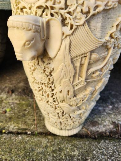 vintage elephant vase