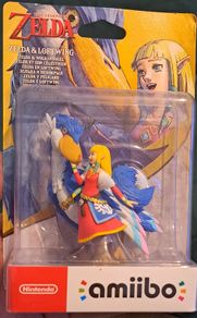Zelda and Loftwing amiibo