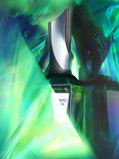 Do not buy this perfume if you are only looking for an ordinary scent