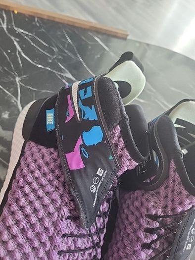 nike unvrs