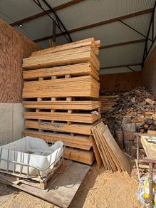 Ply wood