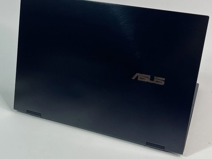 Asus Zenbook Flip S Ux363ea 14" X360 4k Uhd Oled Touchscreen 2in1 I7-1165g7 512gb Ssd 16gb Ram Win 11 Pro