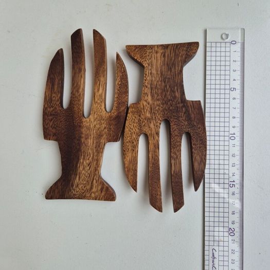 Set of 2 Meadows and Byrne wooden salad hands
